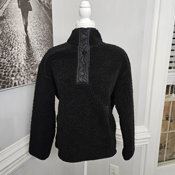 Athleta Cozy Sherpa Snap Sweatshirt Black Size small Retail $150 - Picture 4 of 10